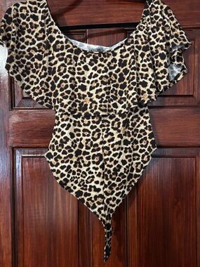 Girls Leopard Print One-Piece Swimsuit - Ruffle Off-Shoulder